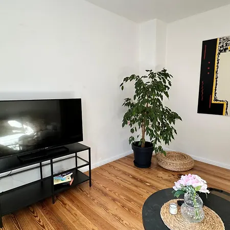 Komfortable Stadtwohnung Mit Terrasse Апартаменты Фленсбург