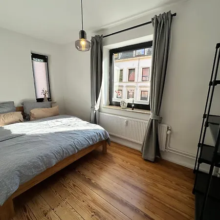 Komfortable Stadtwohnung Mit Terrasse *