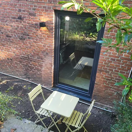 Lägenhet Komfortable Stadtwohnung Mit Terrasse *