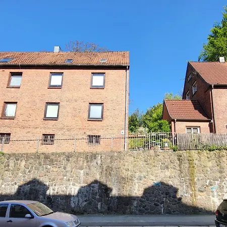 Komfortable Stadtwohnung Mit Terrasse * Flensburg